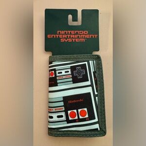 NWT Nintendo Entertainment System Wallet